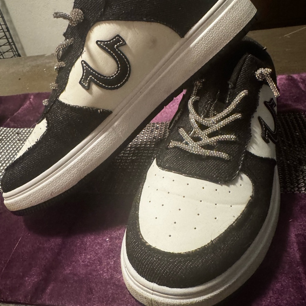 Black & White True Religion Shoes US 7